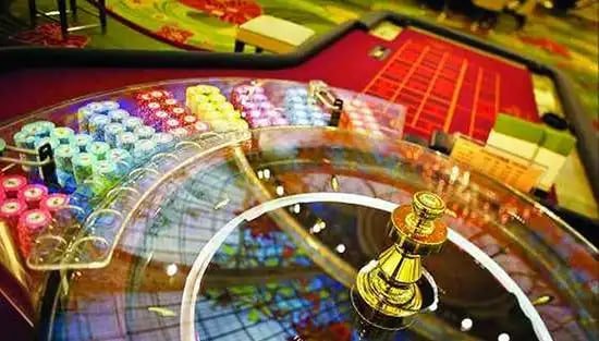 918 cash apk မိုဘိုင်းအက်ပ် Myanmar National League Live Betting မိုဘိုင်းဖုန်းမှ ကစားနေသောမြင်ကွင်း